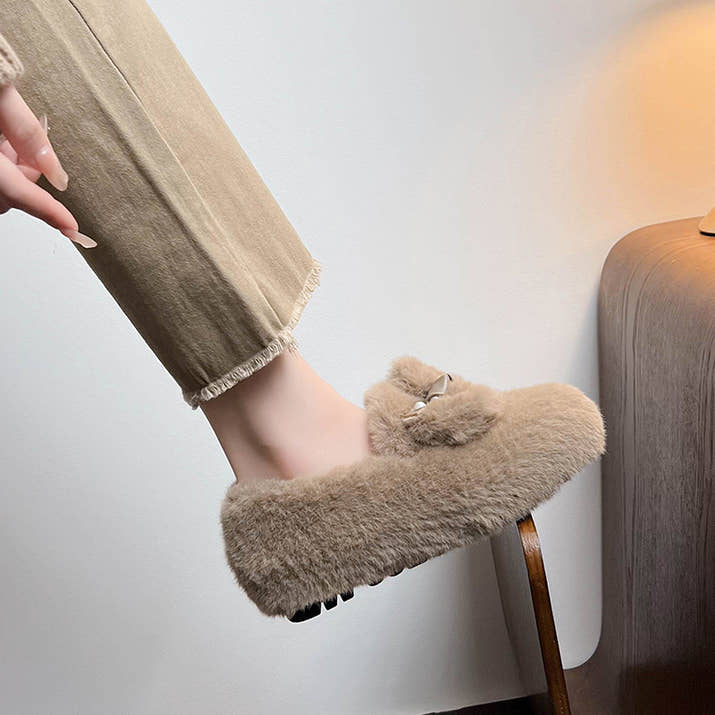 Isabella – Elegant Fur Bow Flats