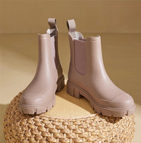 Charlotte- Chelsea Rain Mini