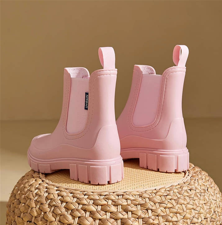 Charlotte- Chelsea Rain Mini