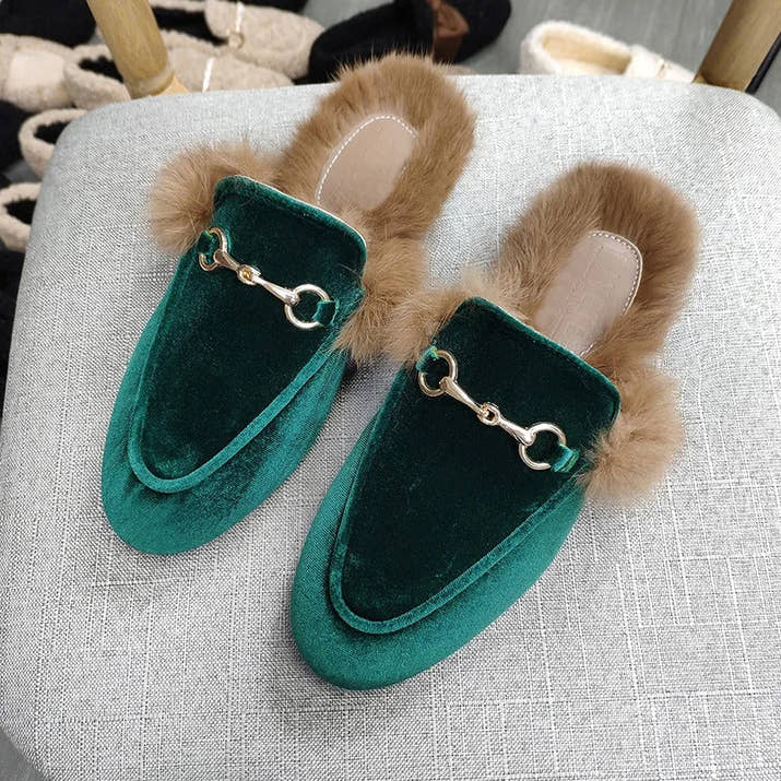 Yara - Fluffy Loafers