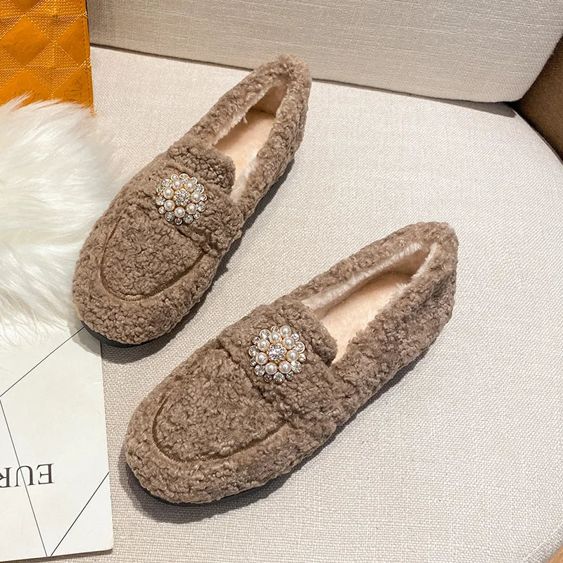 Lila- Cozy Pearl Slip-On Loafers