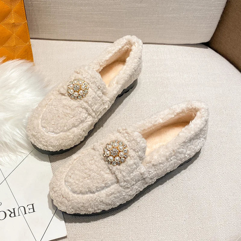 Lila- Cozy Pearl Slip-On Loafers