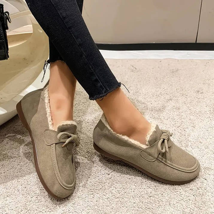 Zoe – Orthopedic Moccasin with Feminine Charm