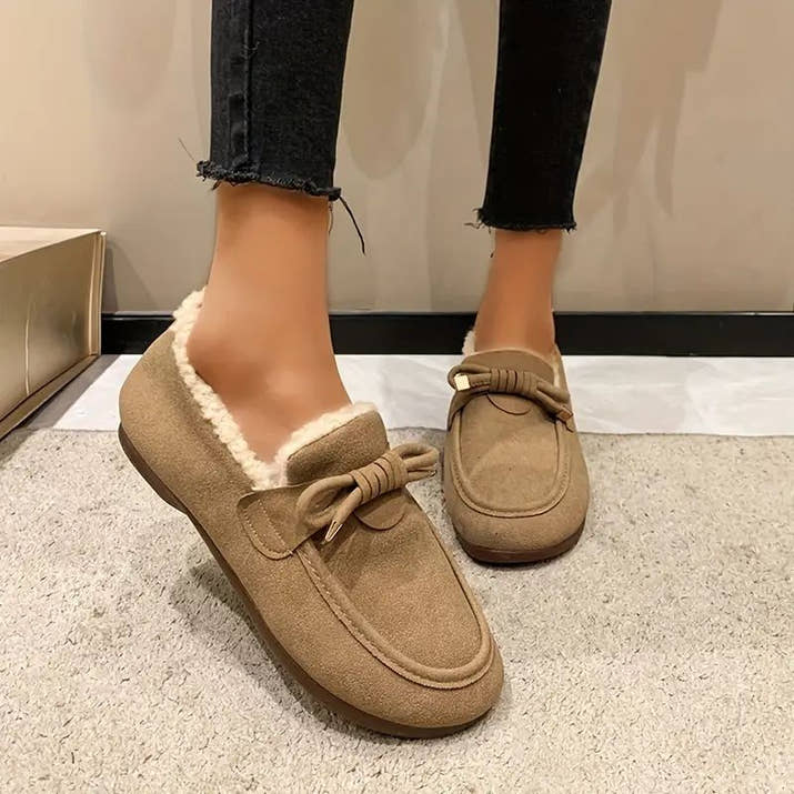 Zoe – Orthopedic Moccasin with Feminine Charm